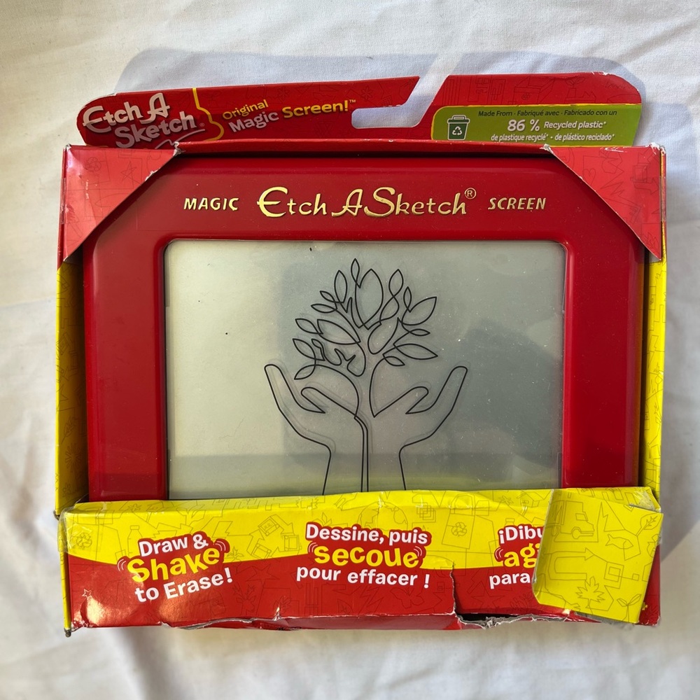 Etch A Sketch Magic Screen in Red